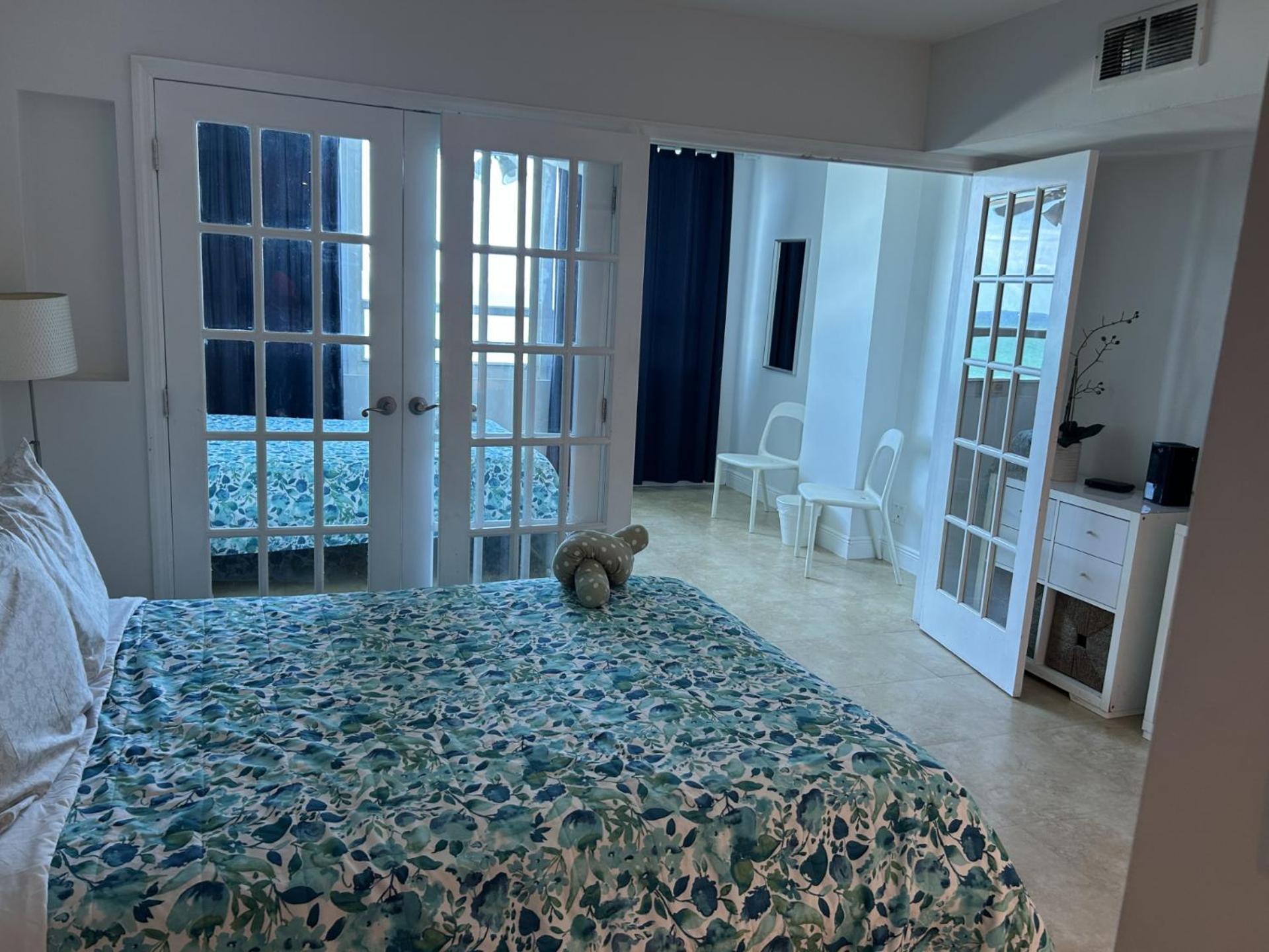 Ocean Front Units Apartamento